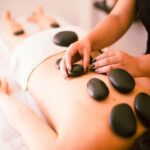 Masaje Piedras calientes